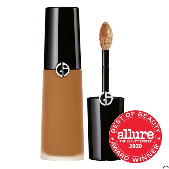 New Armani Luminous Silk concealer shade 10 - Picture 1 of 7